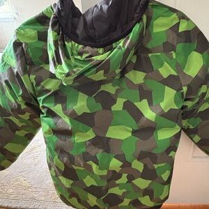 Kids North face puffer jacket medium 10/12